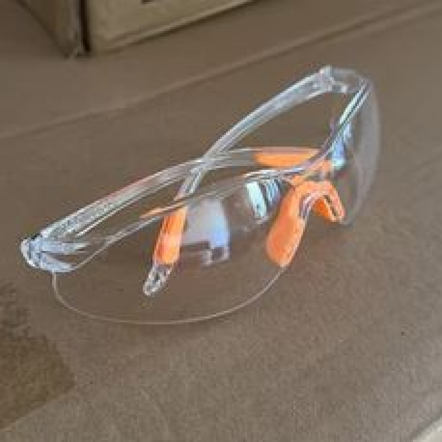 Kacamata Safety Bening / Safety Glasses Clear - detail