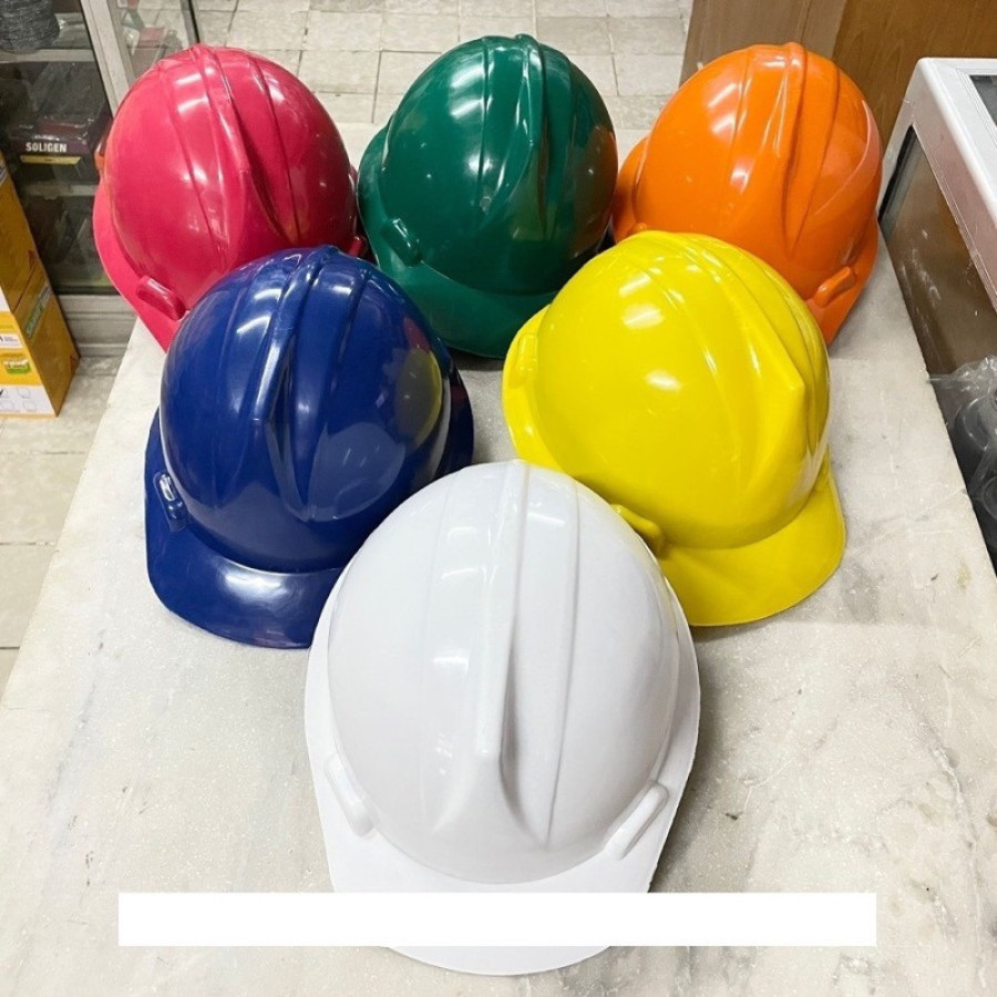 Topi Pelindung (Safety Helmet)