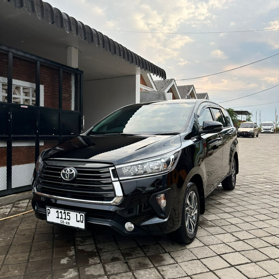 SEWA MOBIL HARIAN INNOVA REBORN - utama