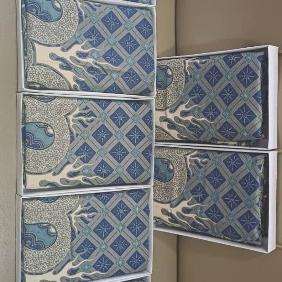 Paket souvenir batik - depan