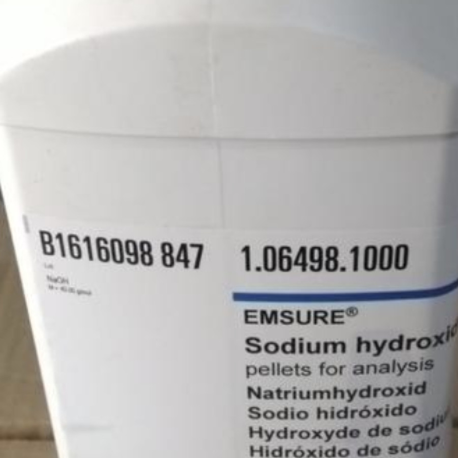 NaOH (p.a). Sodium Hydroxide