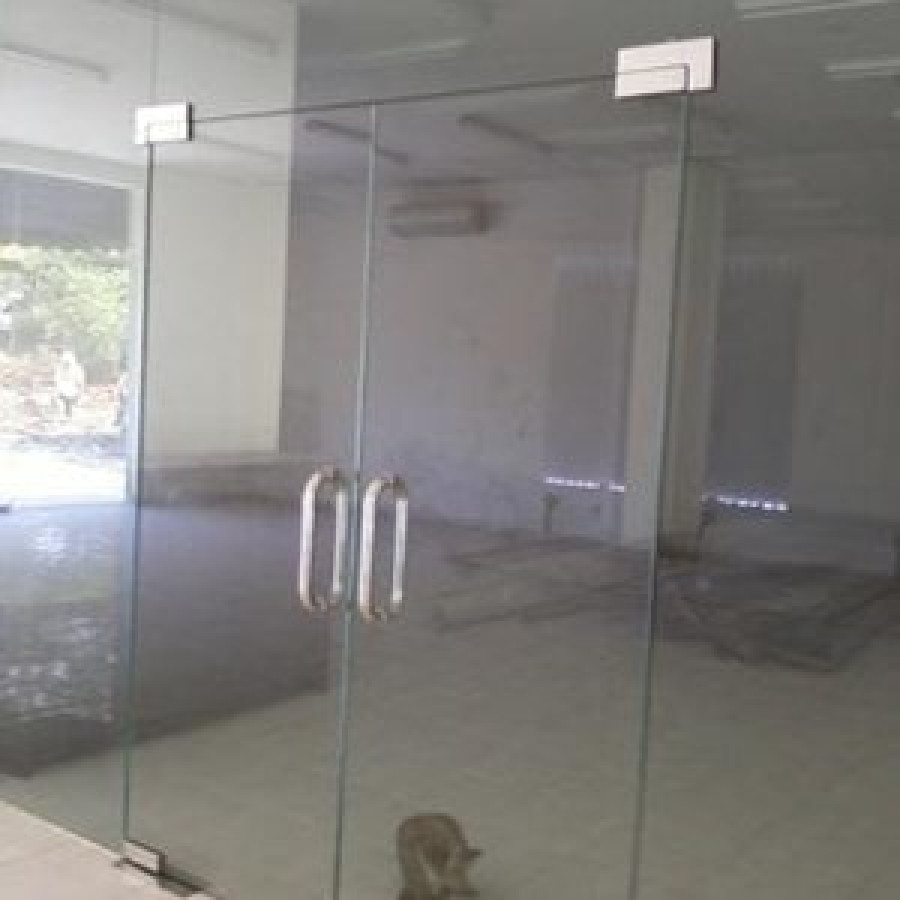 PINTU KACA# PINTU UTAMA KANTOR , CV.MELDA - utama