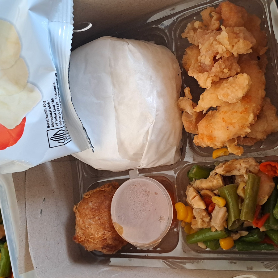 NASI BOX KOMPLIT