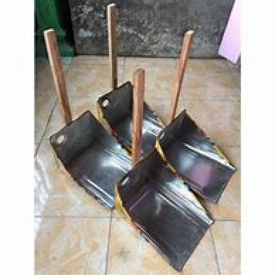 Serok sampah seng