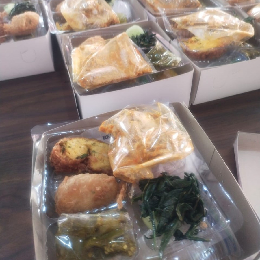 PAKET MAKAN 5 pax - depan