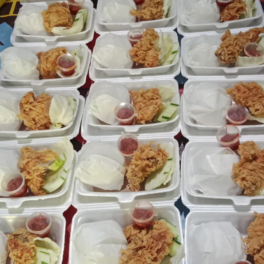 Paket Hemat Ayam Krispy Geprek plus Es Teh Yaya Berkah - depan