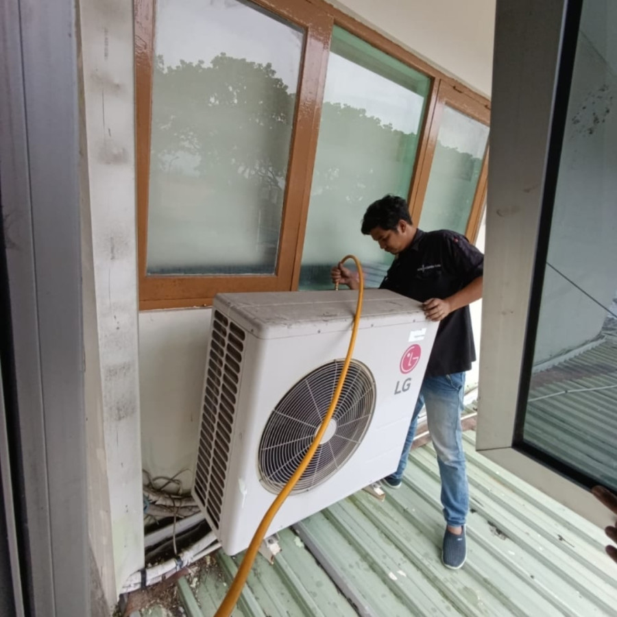 Layanan pembersihan AC 1/2 - 2PK - depan