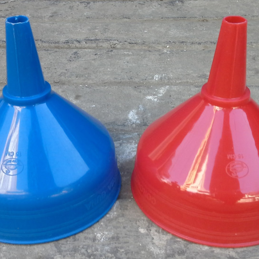 Corong plastik 15 cm