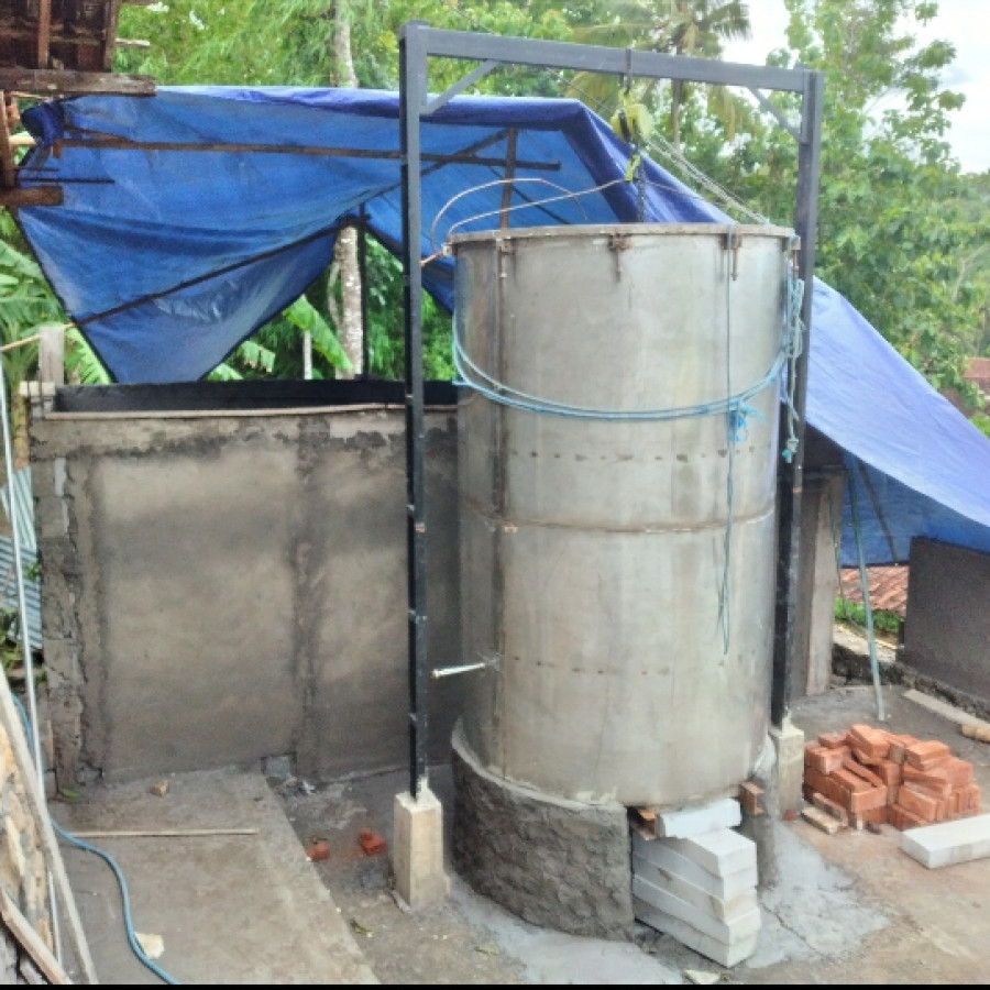 PERLENGKAPAN PENYULINGAN KAYU PUTIH - samping