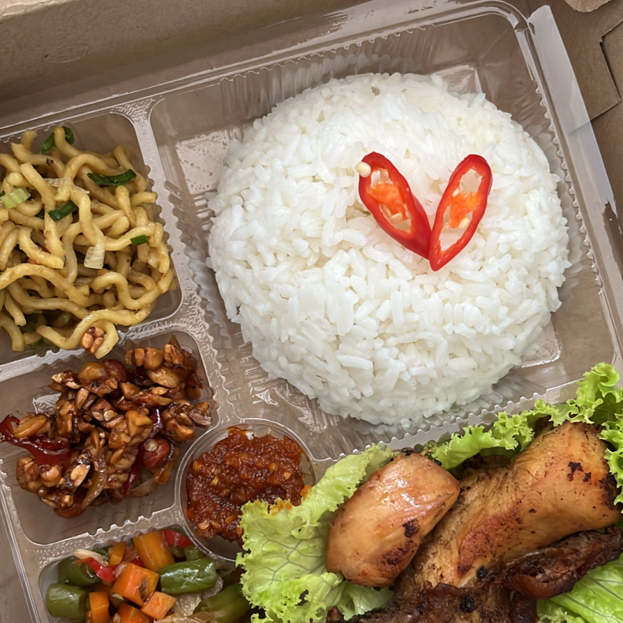 Nasi Selametan Ayam Goreng - detail