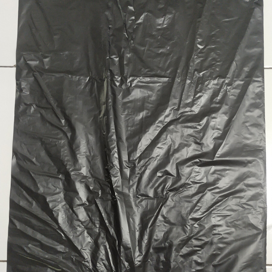 Plastik Hitam kecil @50 lembar - depan