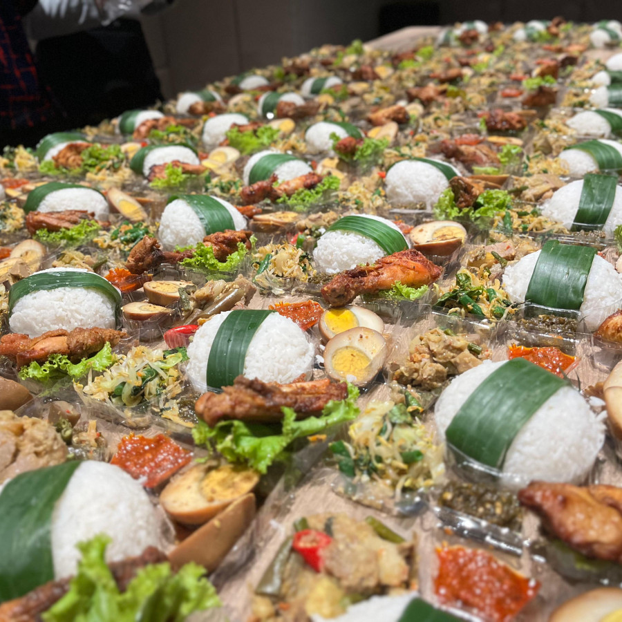 Nasi Kotak Ayam Goreng Sambal Dabu-dabu by Midtown Residence - samping