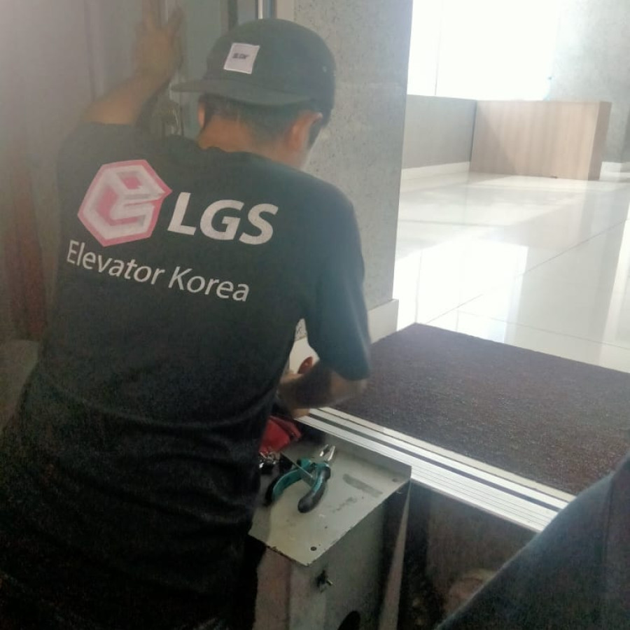 Jasa Pemeliharaan Unit Lift gedung Labkes Semarang - detail