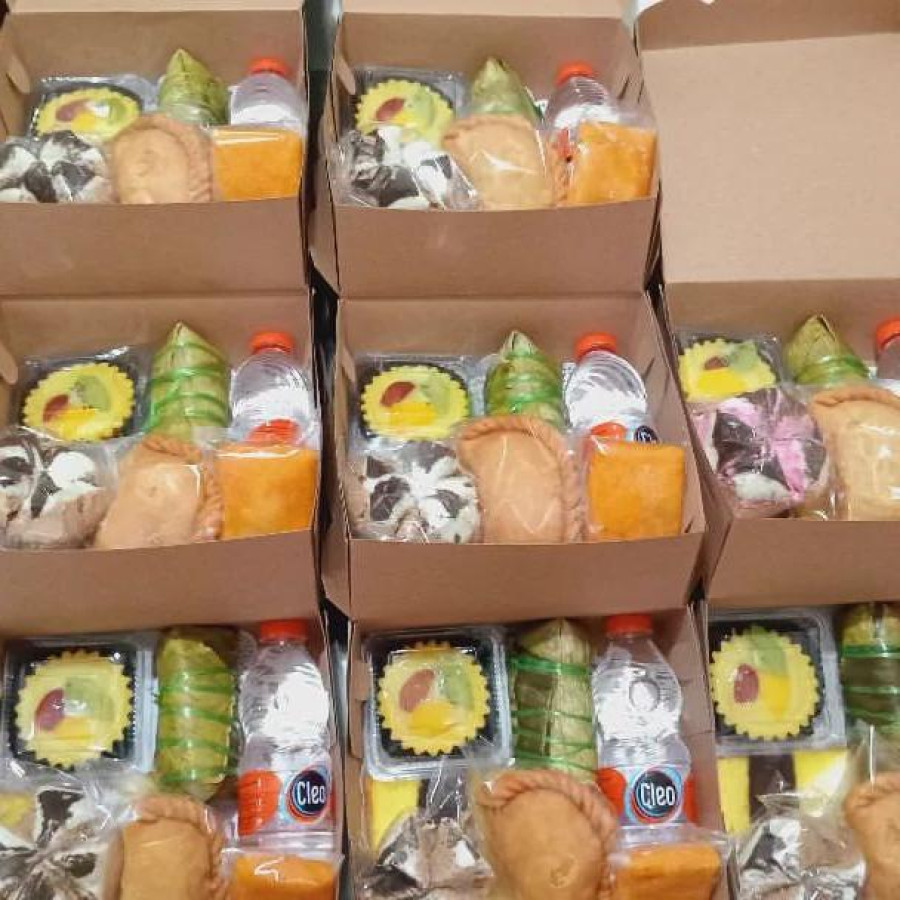 SNACK KOTAK MELATI - depan