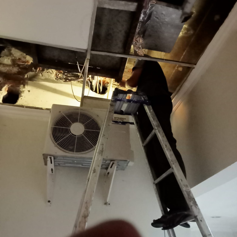 INSTALASI PIPA AC SPLIT 2 PK - depan