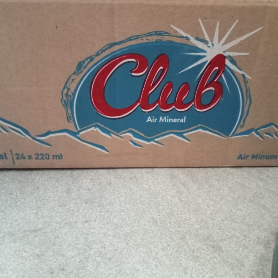 Mineral Botol CLUB Kartonan isi 24