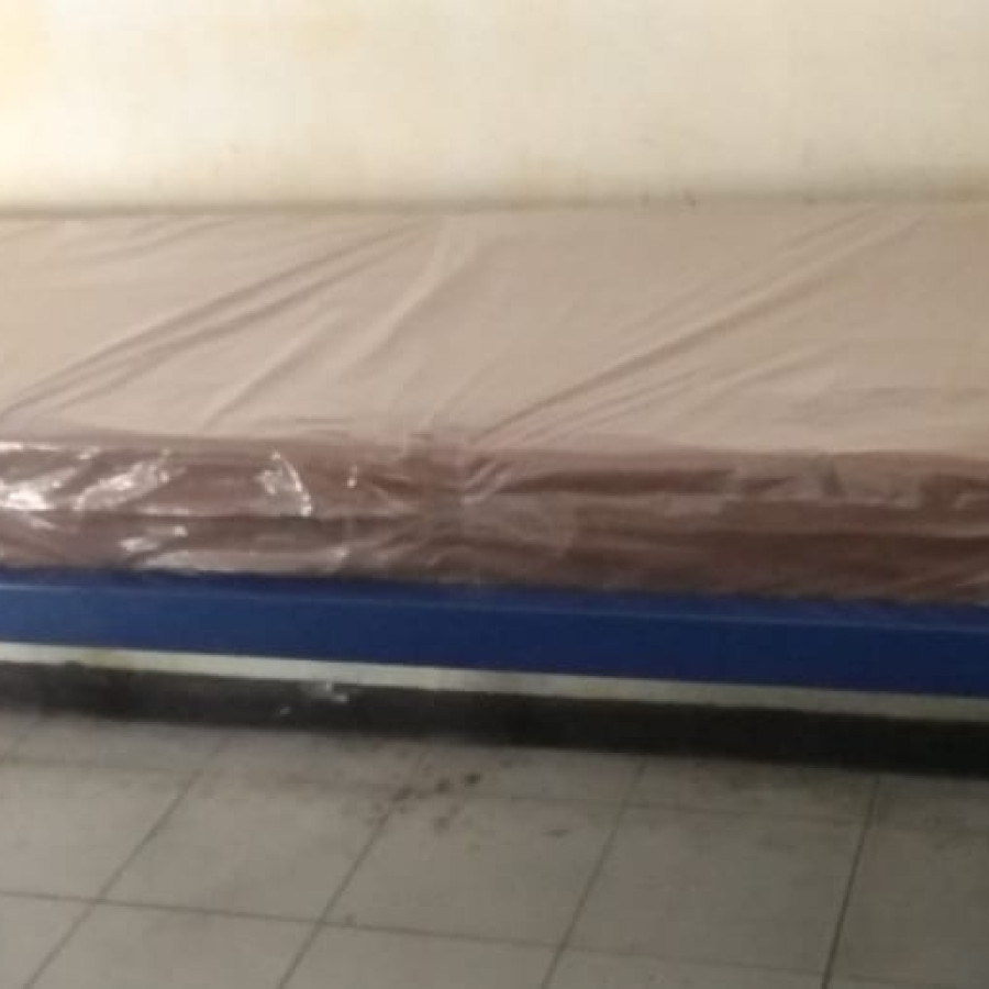 Tempat Tidur Set - depan