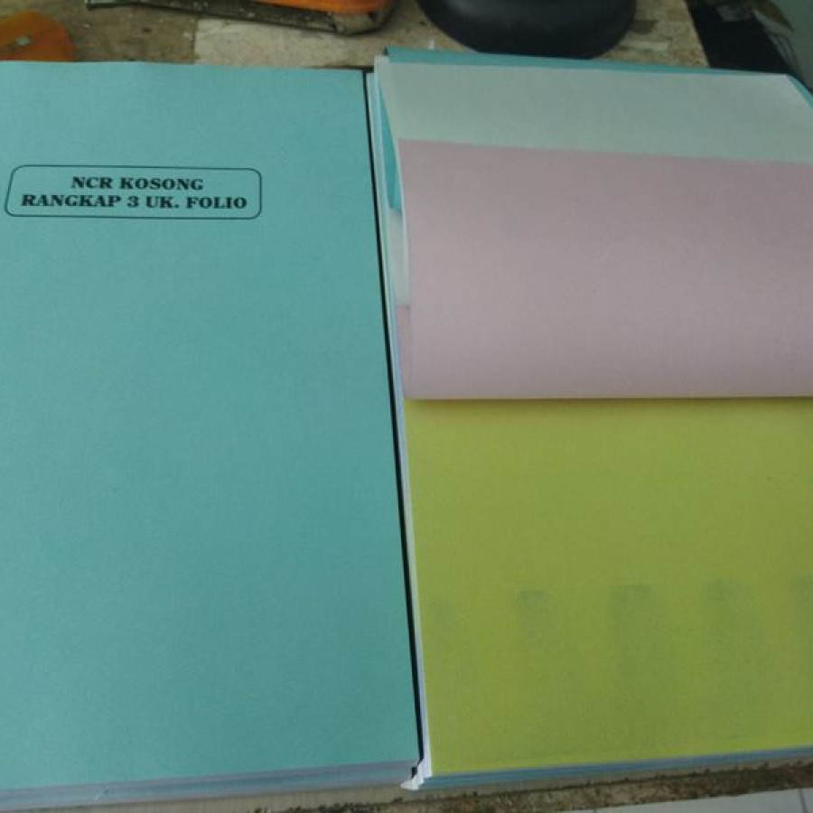 Kertas Blanko NCR rangkap 3 tanpa merk