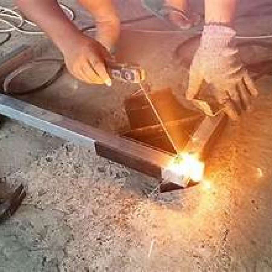 Alat Bantu Las (Palu,Gunting, Tang, Kabel, Amplas dll)