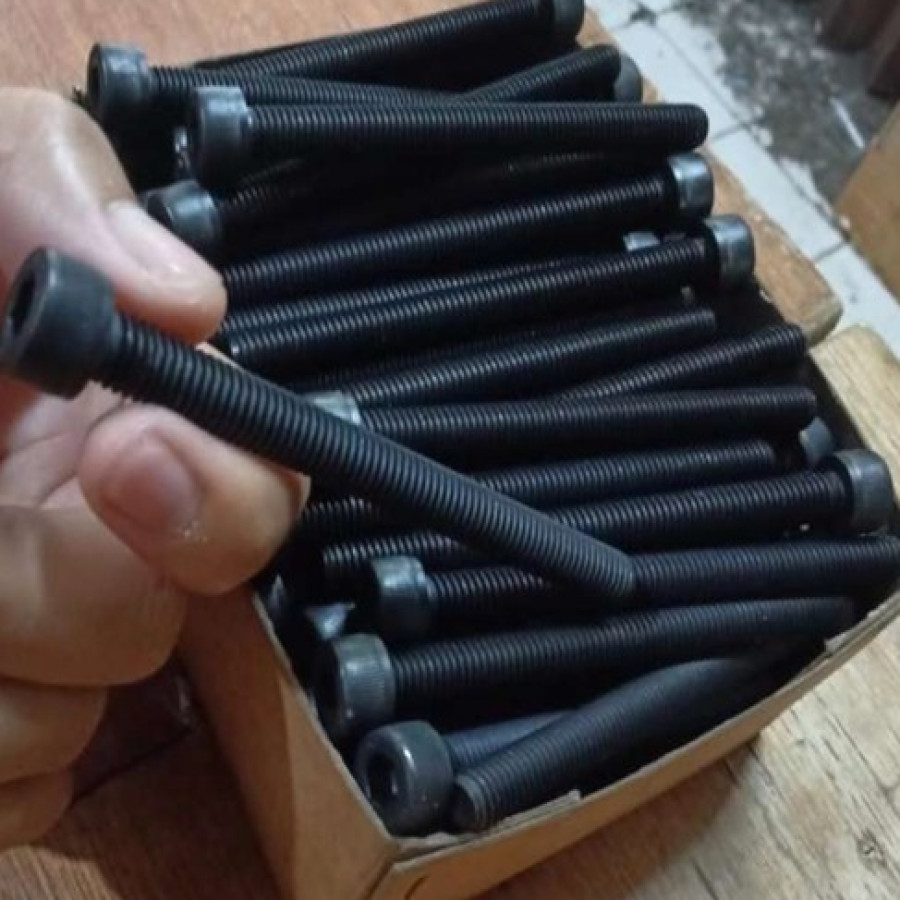 Baut Baja Ringan Uk.12