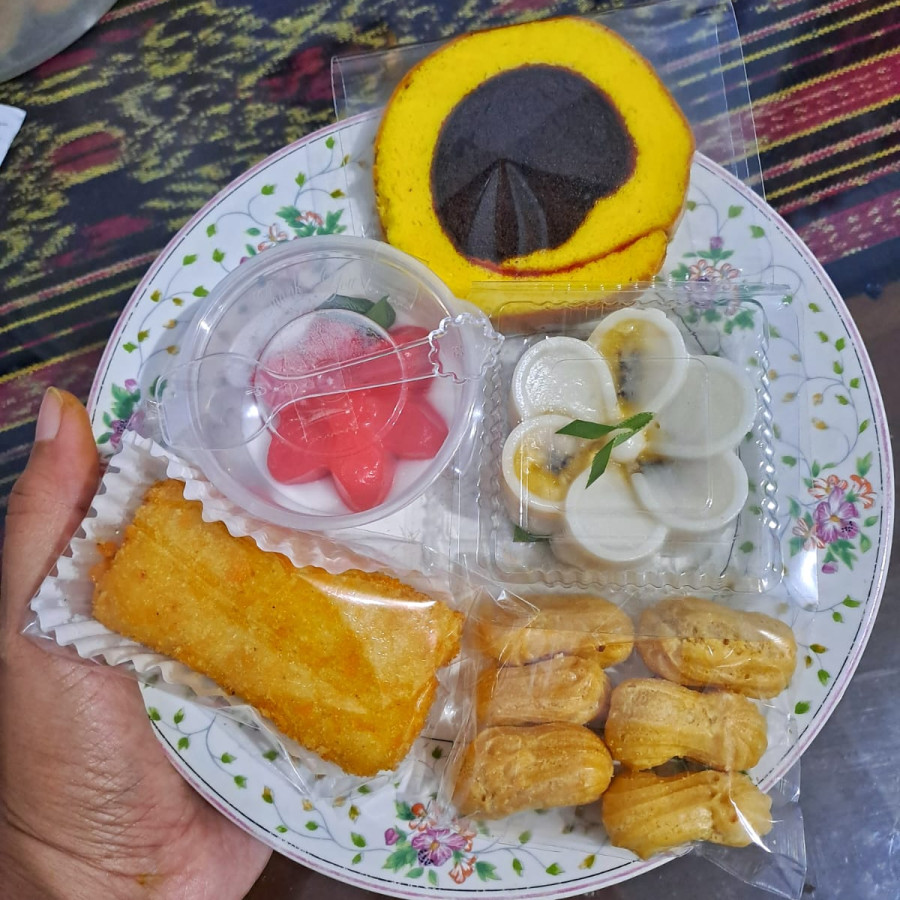 SNACK RAPAT HARGA 18.000 - detail