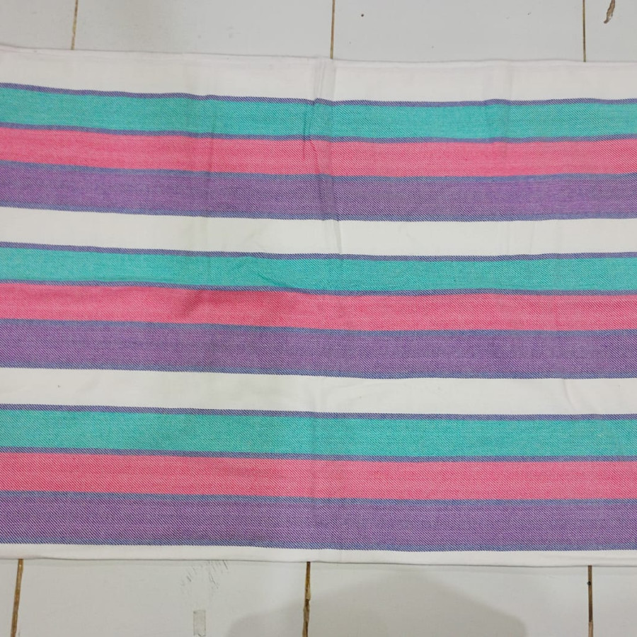 Selimut Dewasa Lurik Pelangi Uk. 2m x 1,1m - depan