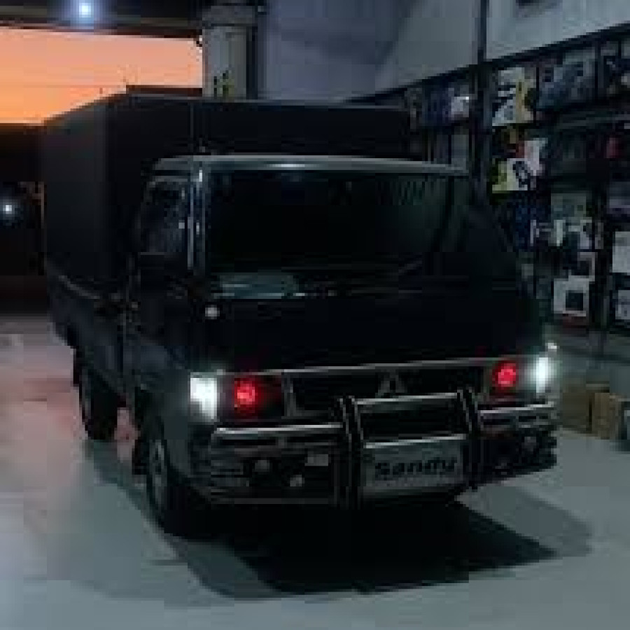 JASA BONGKAR PASANG LAMPU FOOGLAMP L300