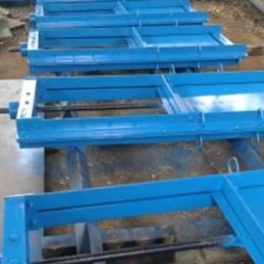 Pintu Air Baja (Stang drat tunggal) B=100; H=80