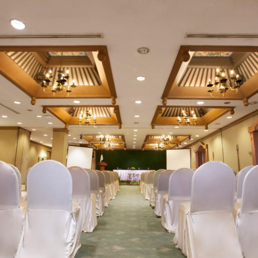 Sewa Meeting Room - depan