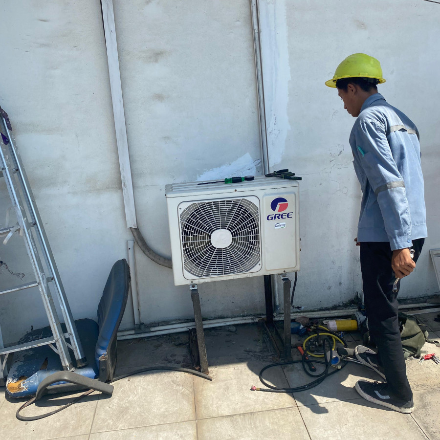 Bongkar Pasang AC 2 PK