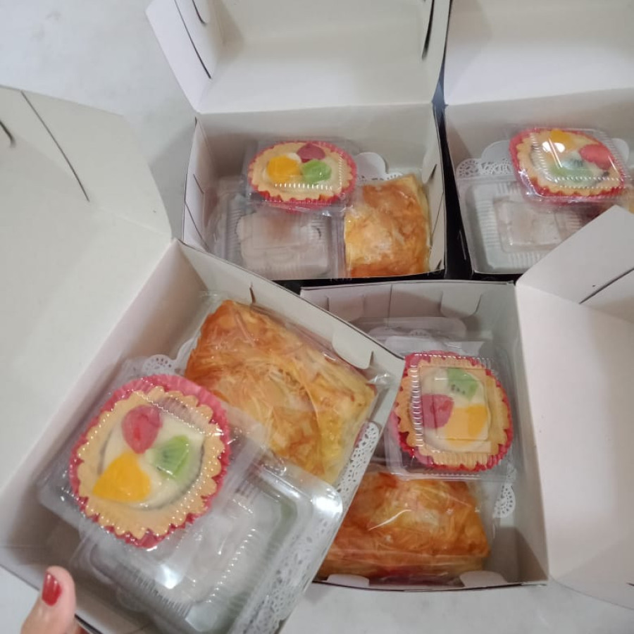 Snack box B
