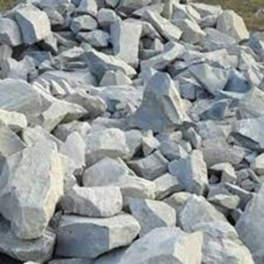 Batu Belah Putih ( Distrik Wonogiri )
