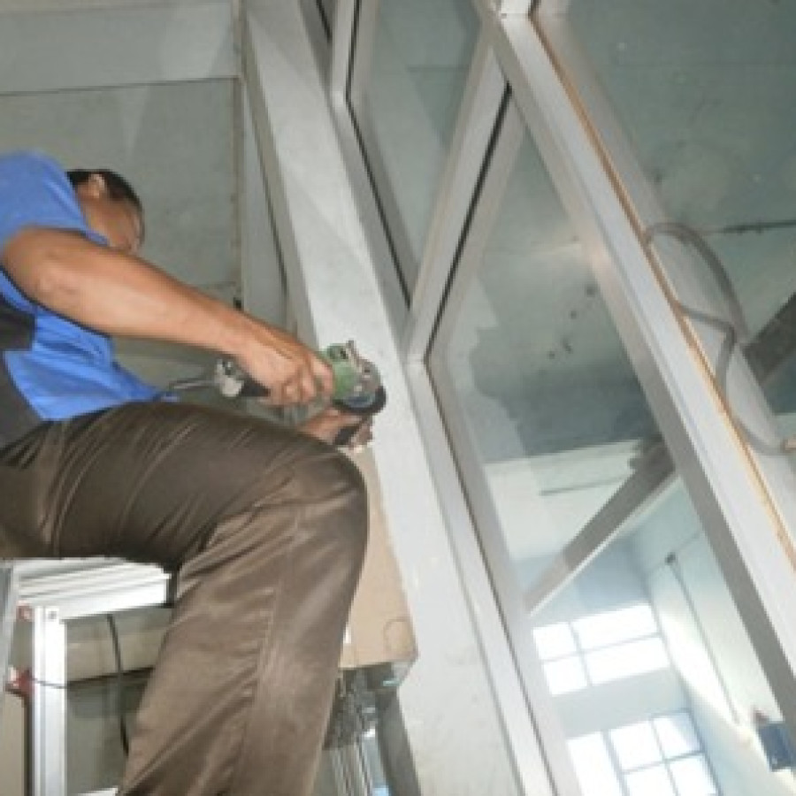 Perbaikan AC Split 2 Pk merk Panasonic - depan
