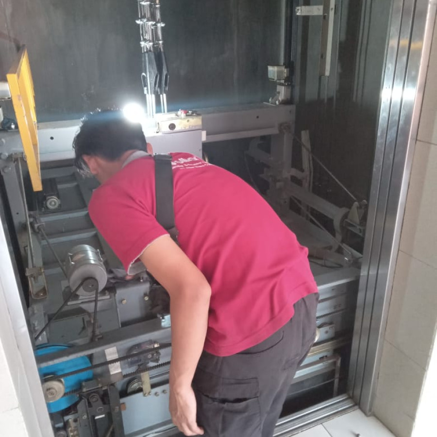 Jasa Pemeliharaan Elevator Mei 2025 - depan