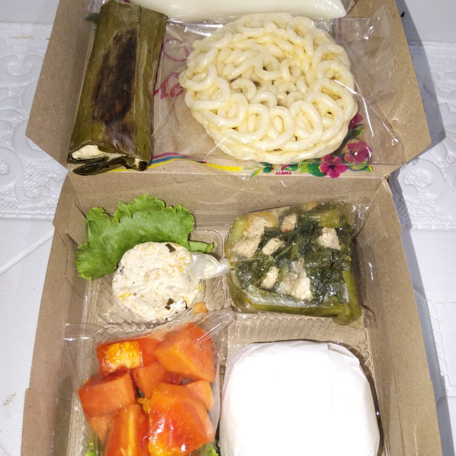 Paket Nasi Kotak Keche Amanah Menu Lansia