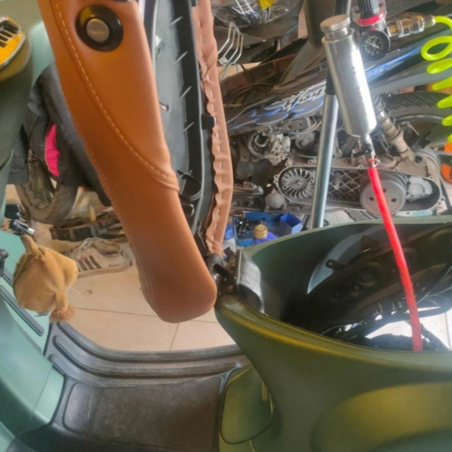 Jasa servis ringan motor matic
