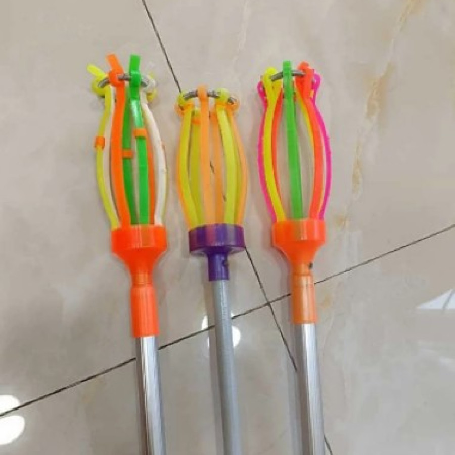 Tongkat Pasang Lampu
