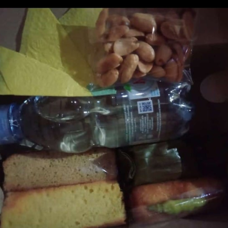 Paket Kue Kotak