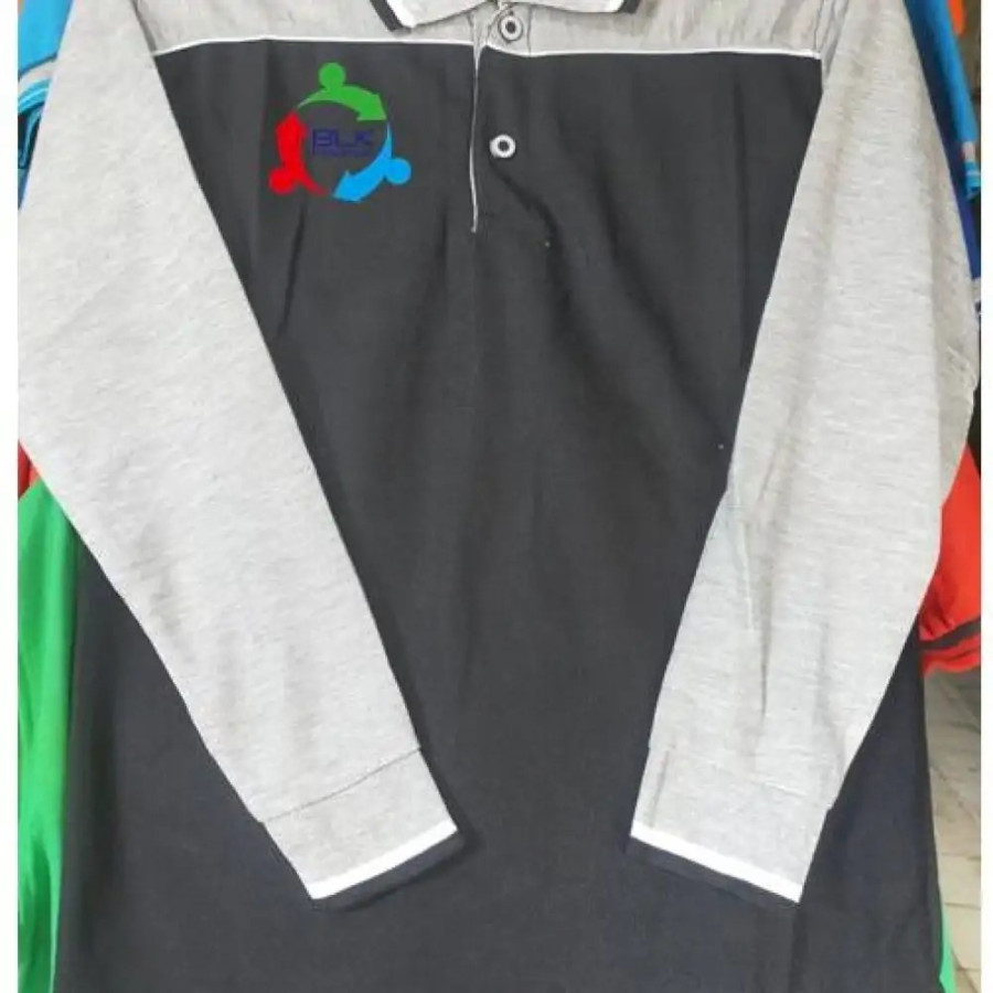 KAOS PELATIHAN