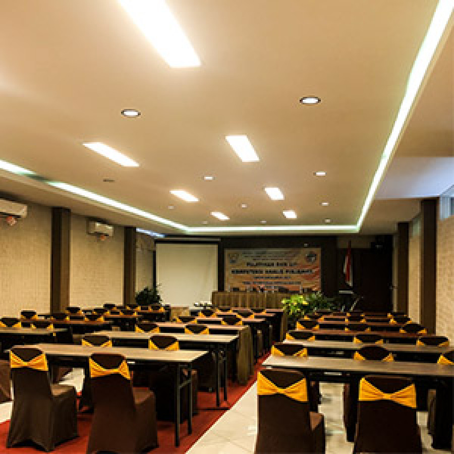 RUANG MERAK UKURAN 17 X 7 M2