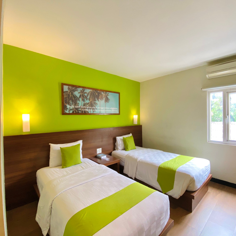 KAMAR TYPE SMART + BREAKFAST - utama