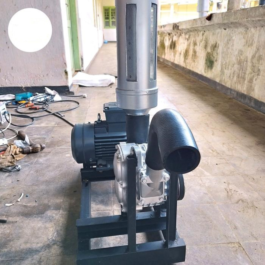 SUPERCHARGER AMR 1500 - samping