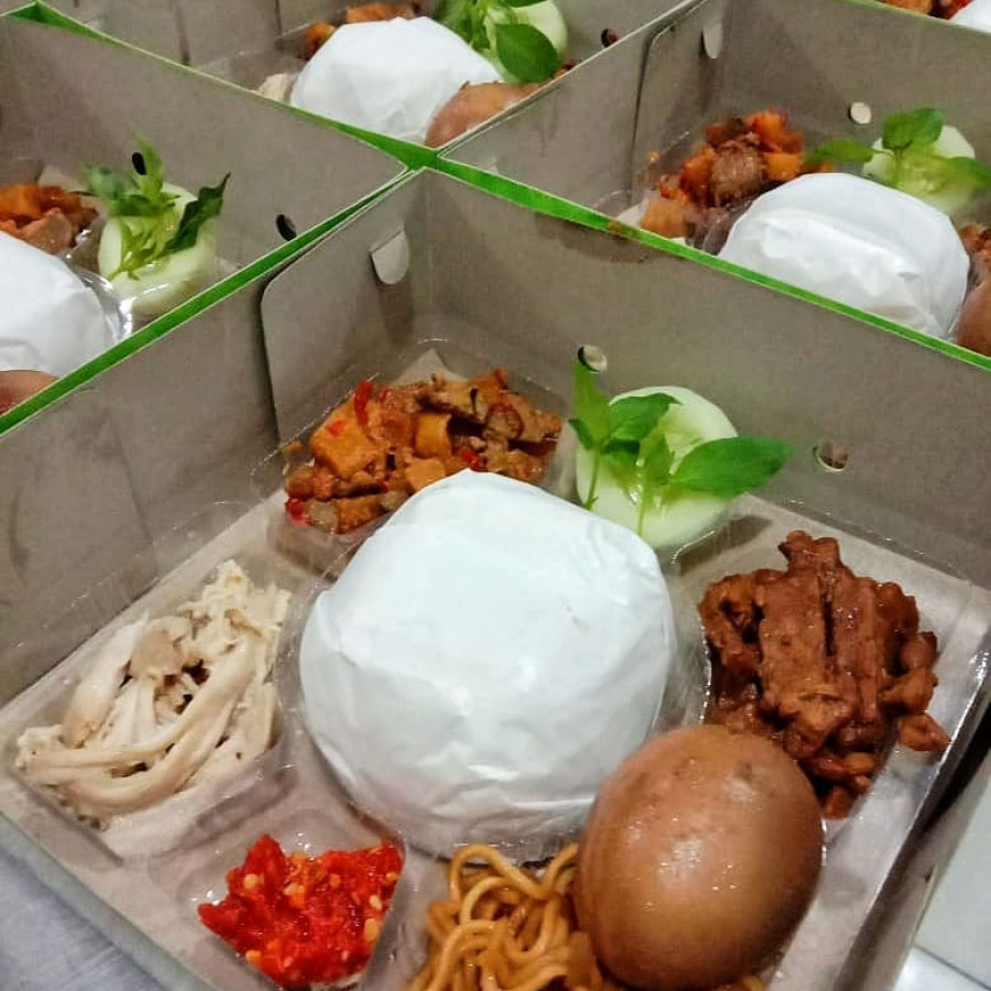 NASI LANGGI + MINERAL BOTOL 330ML - utama