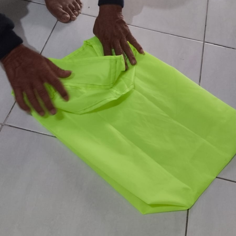 Goodie bag parasut - samping
