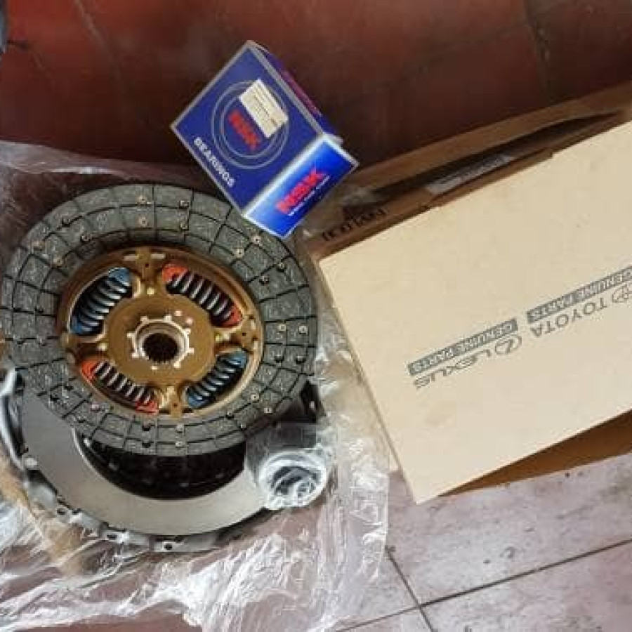 Paket penggantian kampas kopling Tyt. hiace Commuter - utama