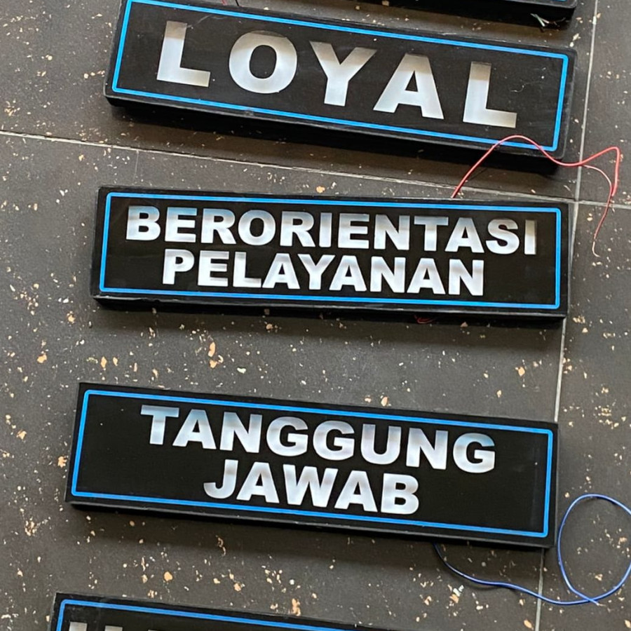PAPAN AKRILIK KECIL - utama