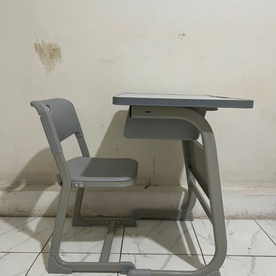 MEJA SISWA