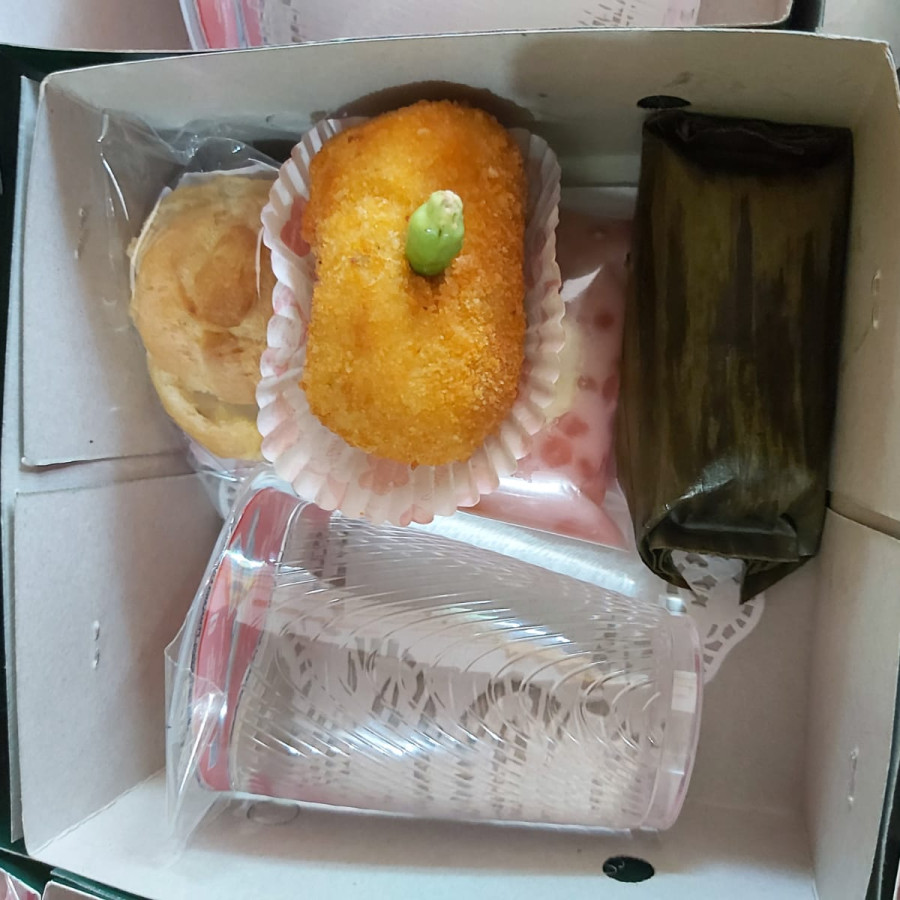 paket snack 1 - depan