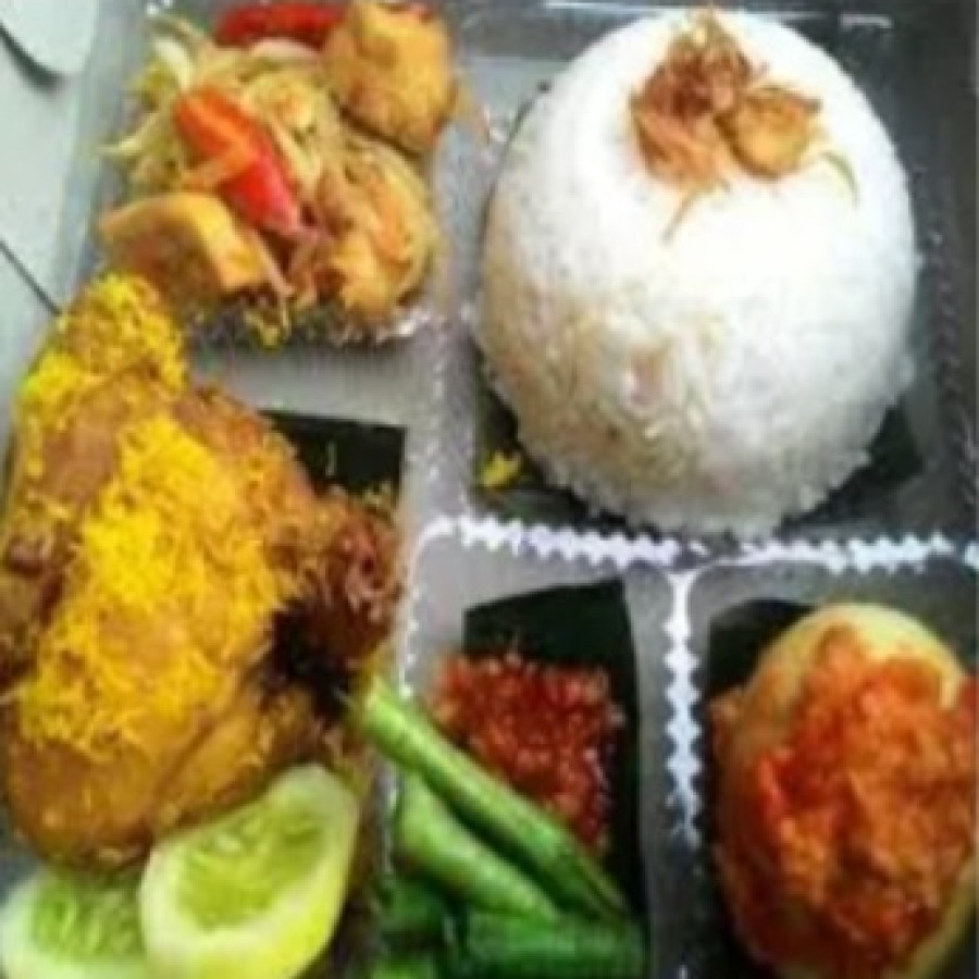 PAKET MAKAN NASI KOTAK