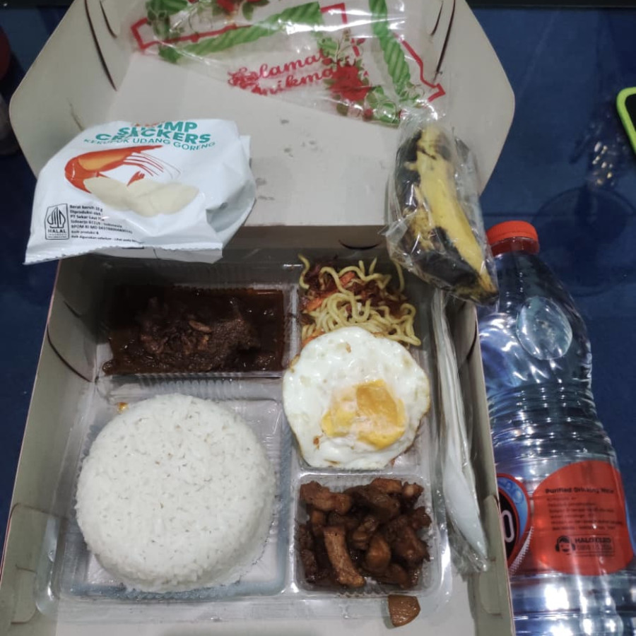 Paket Nasi Kotak 4